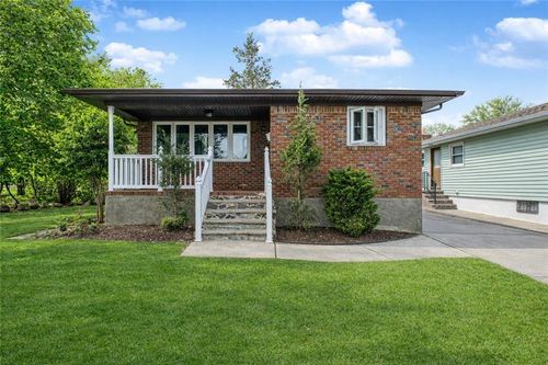 274 Evergreen Ave, Staten Island, NY, 10305-2338 | Card Image