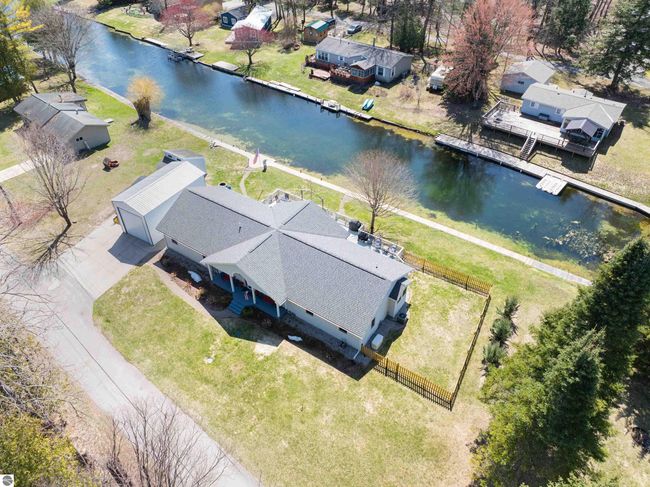 6001 N Silver Pines Dr, House other with 3 bedrooms, 2 bathrooms and null parking in Bellaire MI | Image 11