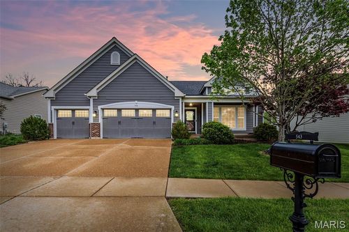 543 Coachgate Ct, Ballwin, MO, 63021-8849 | Card Image