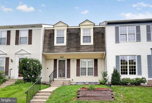 7677 Sheffield Village Ln, LORTON, VA, 22079-1718 | Card Image