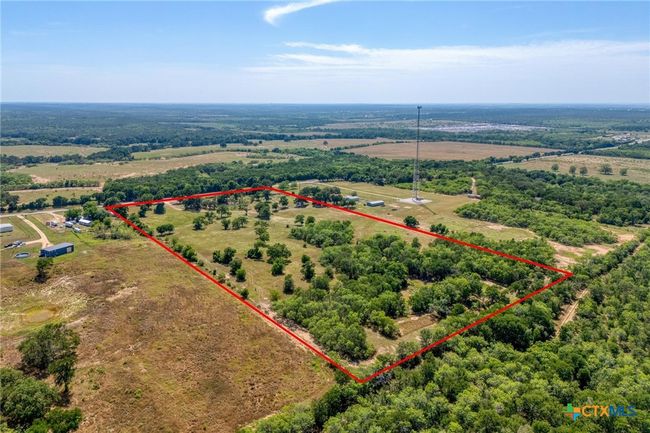 Aerial view with approximate boundary | Image 15