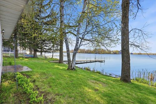 250 Magnor Lake Ct, Clayton, WI, 54004-3324 | Card Image