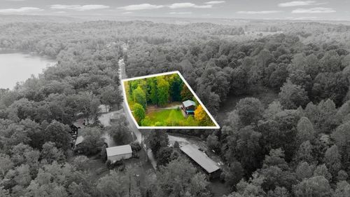 369 Reynolds Rd, Bee Spring, KY, 42207-9269 | Card Image