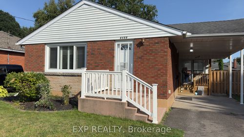 6150 Fingland St, Niagara Falls, ON, L2E2G4 | Card Image