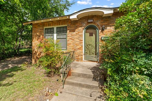 3014 Hemphill Park, Austin, TX, 78705-2810 | Card Image