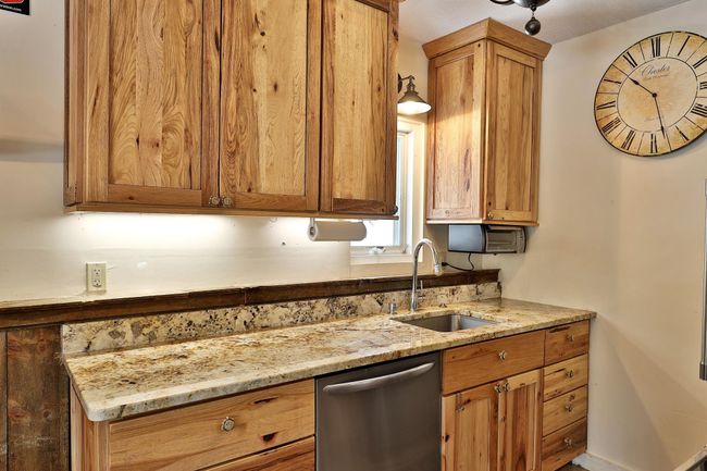 627 Glen Rd, House other with 4 bedrooms, 2 bathrooms and null parking in Peru VT | Image 11
