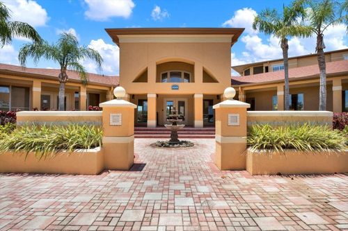 229-4333 Bayside Village Dr, TAMPA, FL, 33615-5572 | Card Image