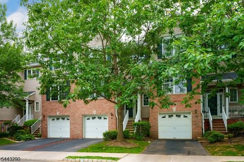40 Kennedy Ct, PRINCETON, NJ, 08540-4637 | Card Image