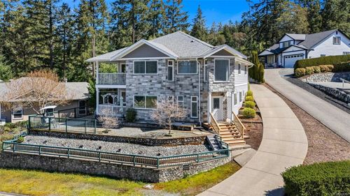 6265 Crestwood Dr, Duncan, BC, V9L6Z1 | Card Image