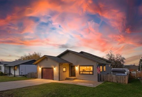 202 Island View Dr, Polson, MT, 59860-3713 | Card Image