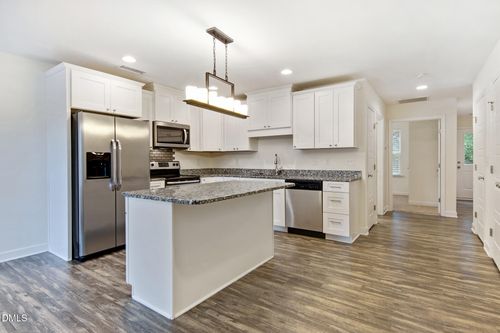 104 Brickyard Ln, Lillington, NC, 27546-5159 | Card Image