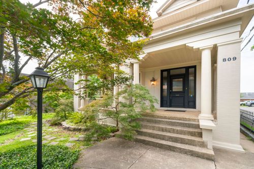 809 W 2nd St, Little Rock, AR, 72201-2117 | Card Image