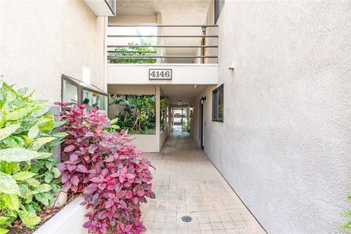 126-4146 E Mendez St, Long Beach, CA, 90815-5157 | Card Image