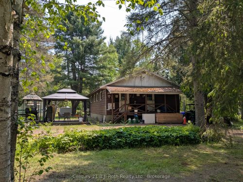 836 Lake Nipissing Rd, Nipissing, ON, P0H1W0 | Card Image