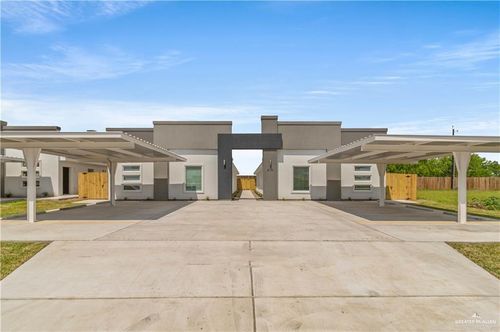 215 W Diamond Ave, Mission, TX, 78573-2172 | Card Image