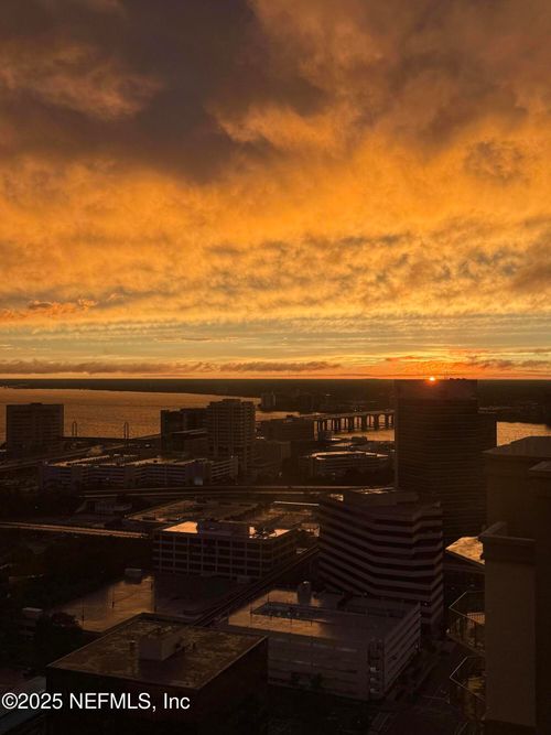 3002-1431 Riverplace Blvd, JACKSONVILLE, FL, 32207-9028 | Card Image