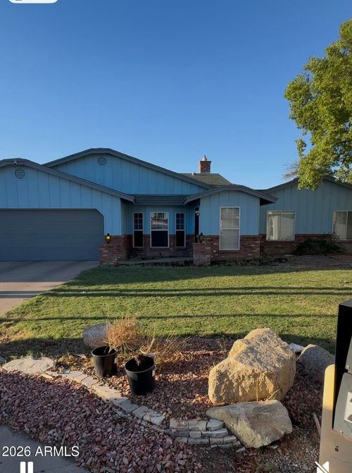 2828 W Northview Ave, Phoenix, AZ, 85051-7587 | Card Image