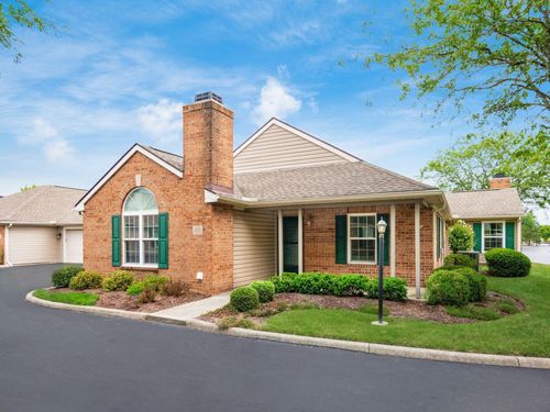 495 Chardonnay Ln, Lewis Center, OH, 43035-9130 | Card Image