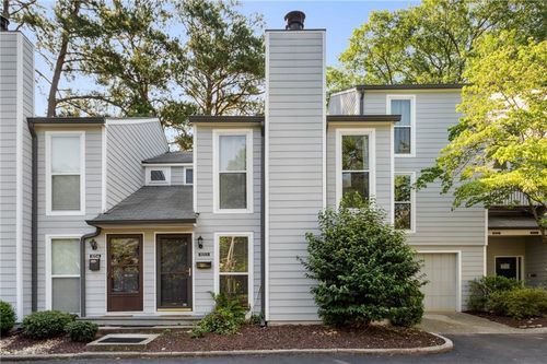 1053 Riverbend Club Dr Se, Atlanta, GA, 30339-2805 | Card Image
