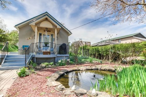 490 Lower Spring St, Port Stanley, ON, N5L1G6 | Card Image