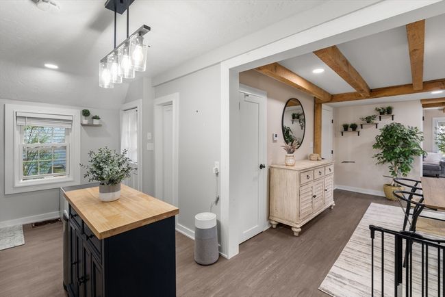 7 Summit Ave, House other with 3 bedrooms, 1 bathrooms and 4 parking in Sharon MA | Image 12