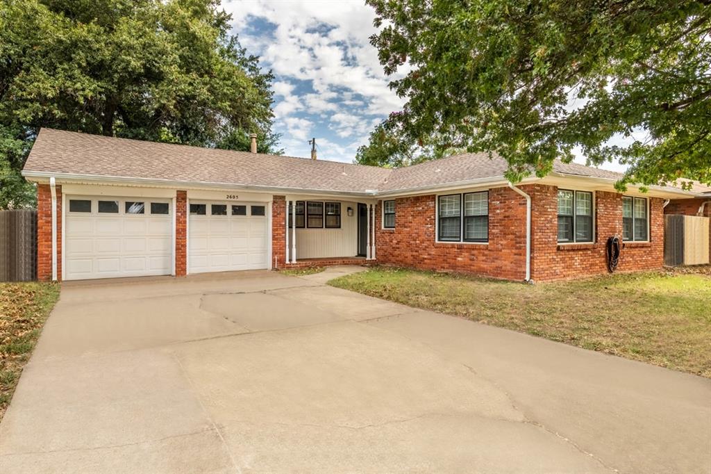 Abbey Rd, Village, OK 73120