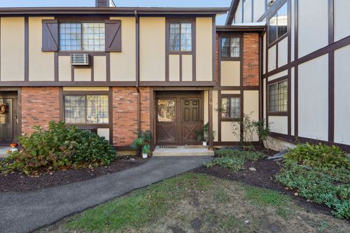 20-20 Andover Ct, Brookfield, CT, 06804-2725 | Card Image