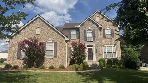 1023 Avery Trace Cir, Hendersonville, TN, 37075-7202 | Card Image