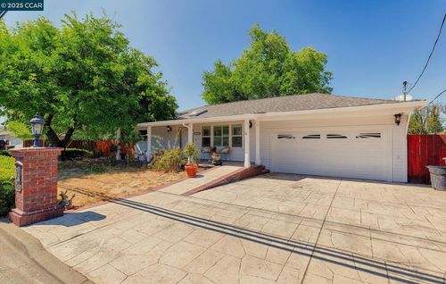 1555 Ayers Rd, Concord, CA, 94521-3106 | Card Image