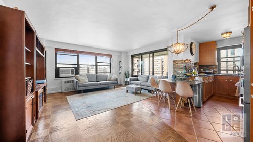 k1107-387 Grand St, New York, NY, 10002-3969 | Card Image