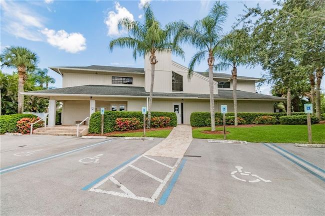 5 - 1172 Breezy Way, Condo with 2 bedrooms, 2 bathrooms and null parking in Sebastian FL | Image 28