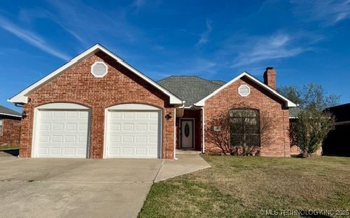 1508 Southern Hills Dr, Ardmore, OK, 73401-9355 | Card Image