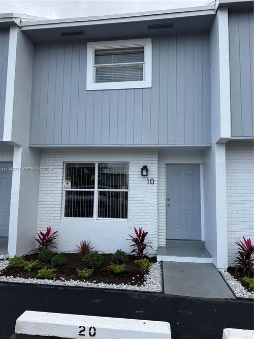 10-420 Ne 18th Ave, Homestead, FL, 33033 | Card Image