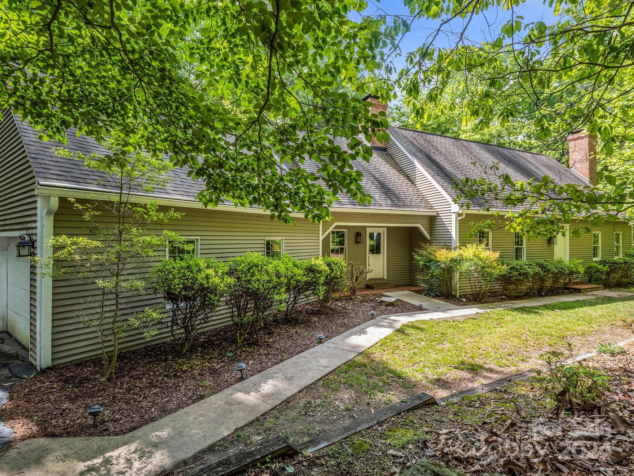Old Hillside Ln, Flat Rock, NC 28731