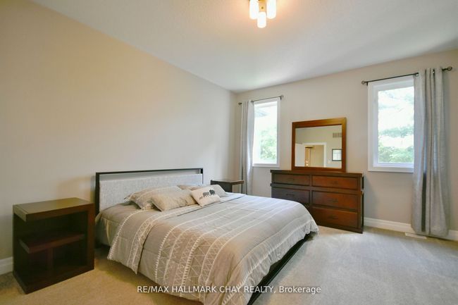 5 Kanata Crt, House other with 3 bedrooms, 2 bathrooms and 6 parking in Springwater ON | Image 26