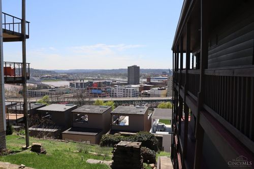 399 Oregon St, Cincinnati, OH, 45202 | Card Image