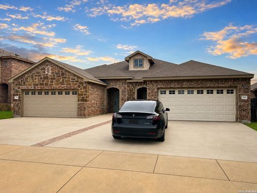 304 Rosalie Dr, New Braunfels, TX, 78130-3490 | Card Image