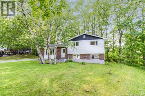 72 Lily St, Fredericton, NB, E3C1L6 | Card Image