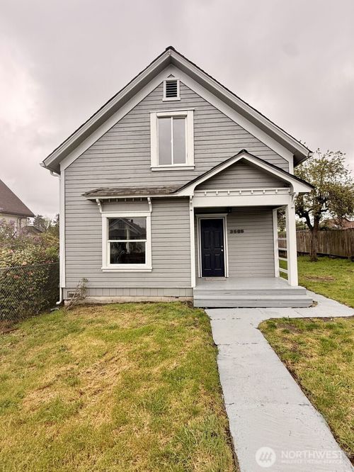 3585 E Spokane Street, Tacoma, WA, 98404 | Card Image