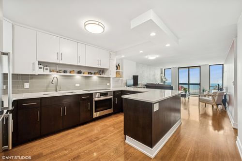 2707-1660 N Lasalle Blvd, Chicago, IL, 60614 | Card Image
