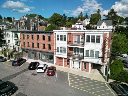 a-12 N Astor St, Irvington, NY, 10533-1563 | Card Image