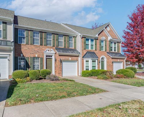 34-115 Autumn Falls Dr, Lake Wylie, SC, 29710-9239 | Card Image