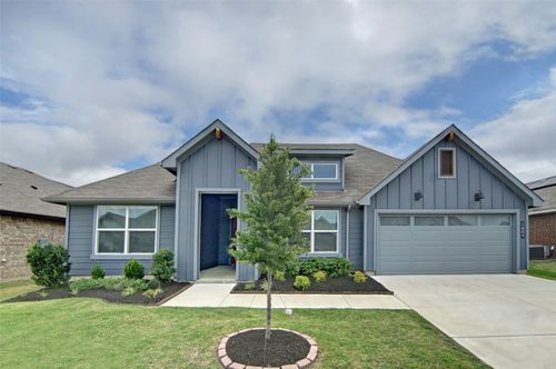 1604 Forest Park Dr, Alvarado, TX, 76009-2657 | Card Image