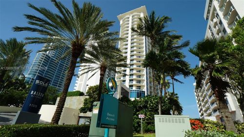 702-17315 Collins Ave, Sunny Isles Beach, FL, 33160-3410 | Card Image