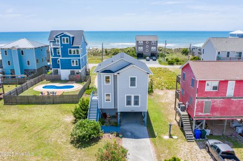 2720 Island Dr, N Topsail Beach, NC, 28460-8169 | Card Image