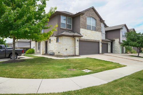 400 Epiphany Ln, Pflugerville, TX, 78660-4215 | Card Image