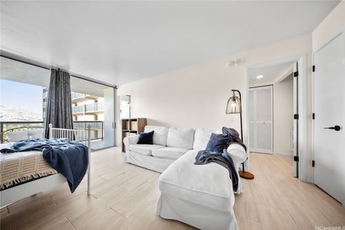 apt-912-444 Nahua St, Honolulu, HI, 96815-2975 | Card Image