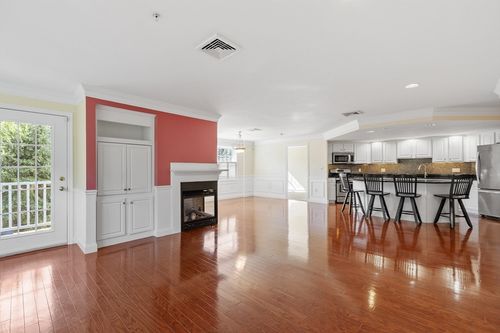 unit-203-5 Mission Rd, North Chelmsford, MA, 01863-1165 | Card Image