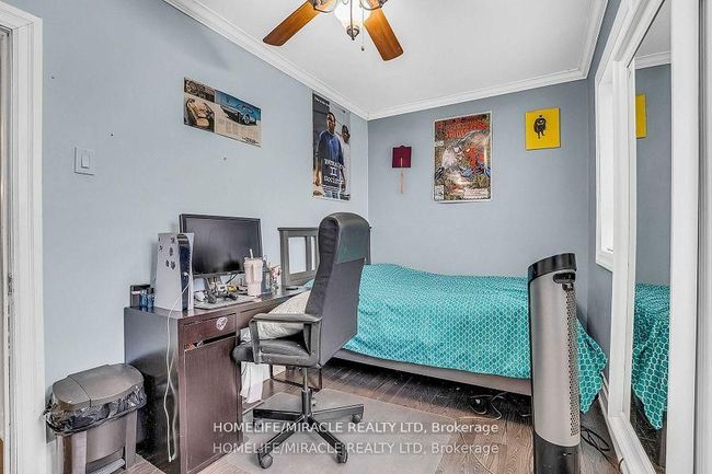 212 Symington Ave, House other with 5 bedrooms, 3 bathrooms and 1 parking in Toronto ON | Image 26