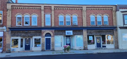 8 W Main Street, Manchester, NY, 14548 | Card Image